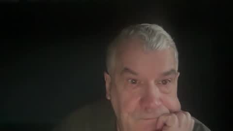 zwickauer1969 online show from December 2, 6:52 am