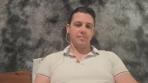 Artnoyz Shower online show from September 23, 8:12 pm