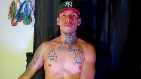 Snapshot of zyongarcia2020 chatting on January 29, 11:20 am zyon garcia online show from January 29, 11:20 am