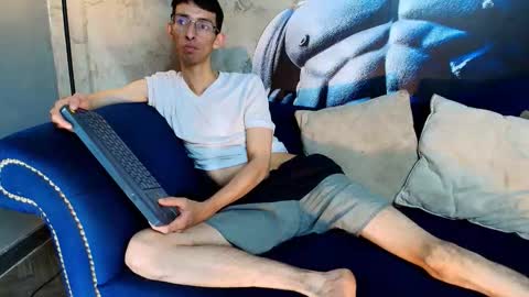 Zyro Nigth online show from November 24, 10:42 pm