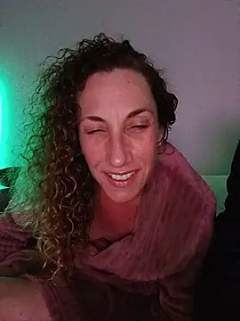 Snapshot of Befkoning37 chatting on May 19, 9:32 pm Befkoning37 online show from May 19, 9:32 pm