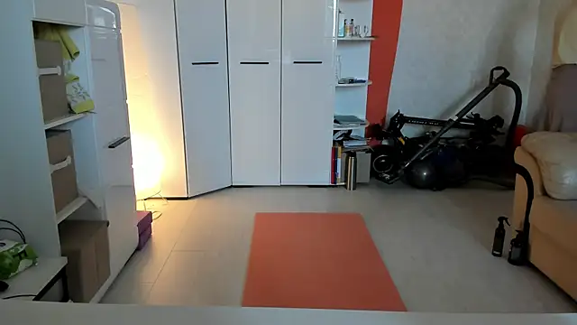 angelmommu online show from March 12, 6:07 am