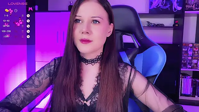 Snapshot of jasminevine chatting on December 1, 8:31 pm jasminevine online show from December 1, 8:31 pm