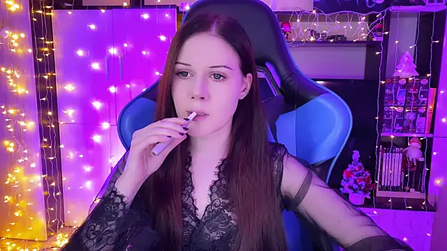 Snapshot of jasminevine chatting on December 21, 5:29 pm jasminevine online show from December 21, 5:29 pm