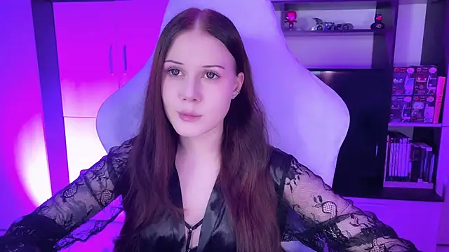 Snapshot of jasminevine chatting on February 6, 11:48 pm jasminevine online show from February 6, 11:48 pm