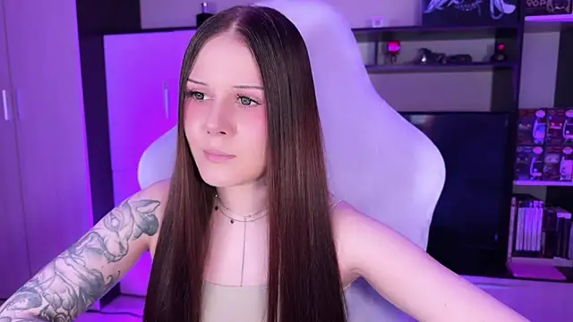 Snapshot of jasminevine chatting on October 6, 11:46 pm jasminevine online show from October 6, 11:46 pm