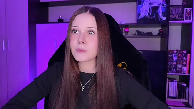 jasminevine online show from April 1, 10:18 pm