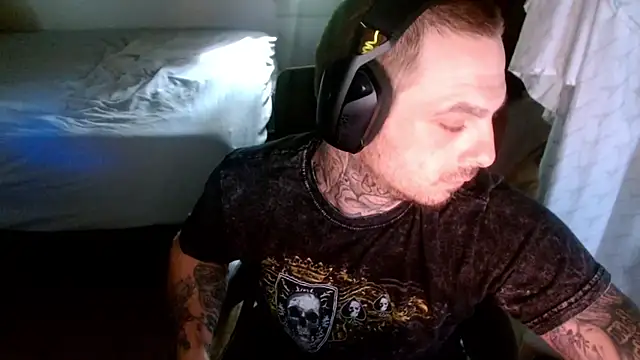 DADDY KANE8--- online show from April 13, 7:30 pm