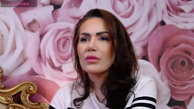 HessaHessy online show from February 13, 6:15 pm