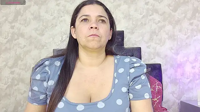 elizabeth coleman online show from February 11, 8:47 pm