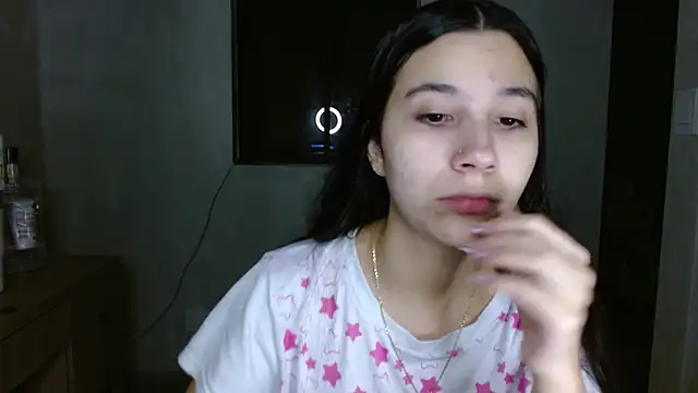 mia  lopez  online show from June 8, 1:50 am