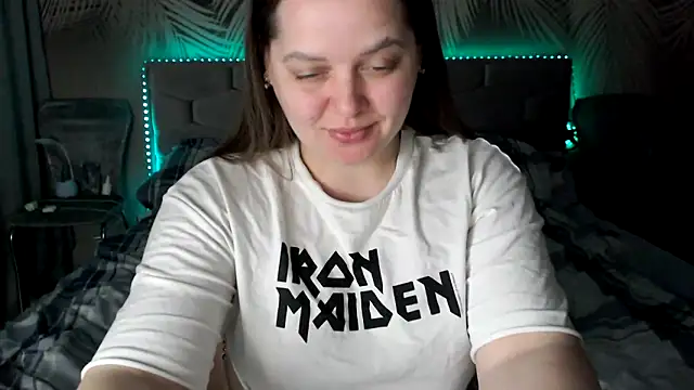 uliastar online show from March 25, 7:36 am