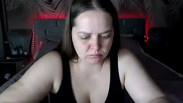 uliastar online show from April 8, 6:13 am