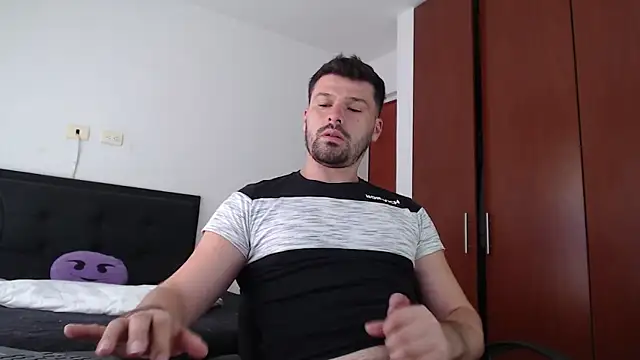 Snapshot of alexman_fuck chatting on December 12, 8:53 pm alexman fuck online show from December 12, 8:53 pm