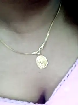 Snapshot of Lakhsmii chatting on February 25, 1:30 am Lakhsmii online show from February 25, 1:30 am