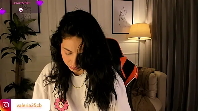 valeriia25  online show from February 19, 11:17 am