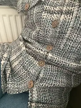 Snapshot of iloss2 chatting on March 1, 8:13 am iloss2 online show from March 1, 8:13 am