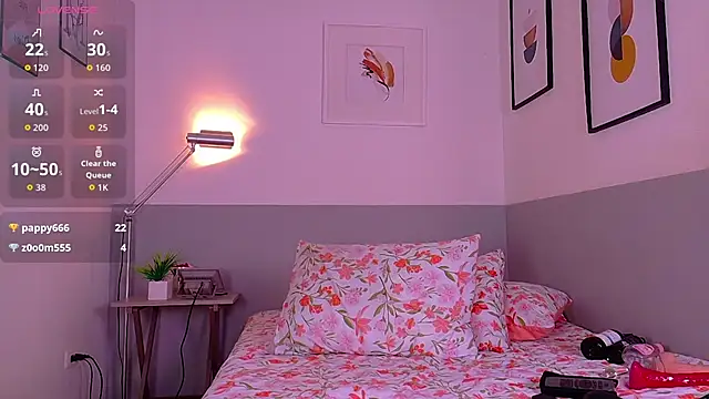 kinkylittlegirll online show from December 22, 8:17 pm