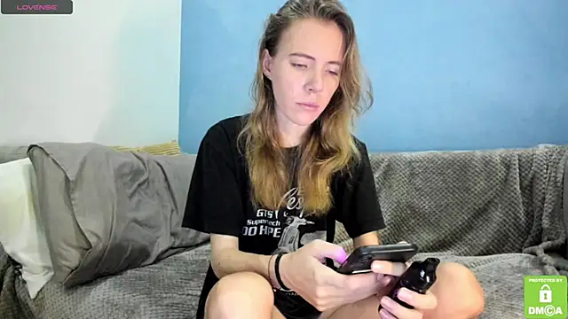 Snapshot of Kalisee_ chatting on December 14, 10:18 pm Kalisee  online show from December 14, 10:18 pm