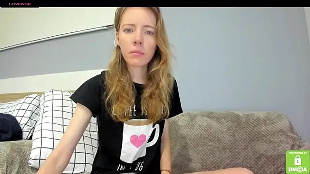 Snapshot of Kalisee_ chatting on January 4, 6:19 am Kalisee  online show from January 4, 6:19 am