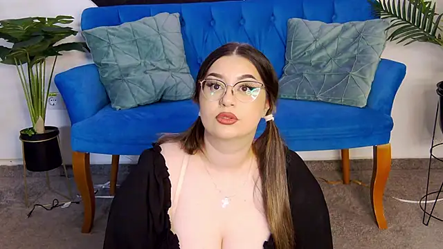 Snapshot of Katewalker_ chatting on May 27, 10:07 pm Katewalker online show from May 27, 10:07 pm
