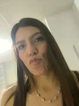 martina contreras online show from March 19, 5:11 am