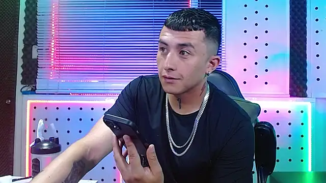 Darko0717 online show from February 24, 11:25 pm