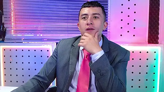 Darko0717 online show from February 28, 11:44 am