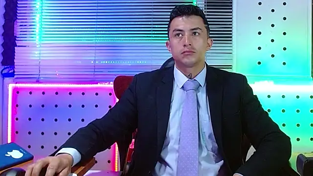 Snapshot of Darko0717 chatting on May 27, 10:34 am Darko0717 online show from May 27, 10:34 am