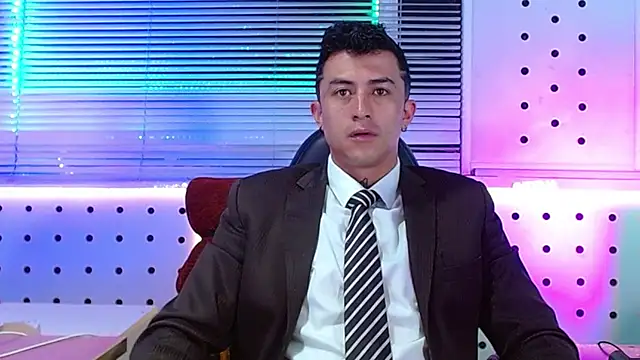 Snapshot of Darko0717 chatting on May 28, 11:51 am Darko0717 online show from May 28, 11:51 am