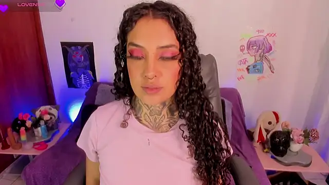 Cata green online show from February 11, 7:52 pm