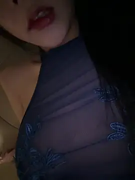 Serena-AU online show from March 12, 2:45 pm