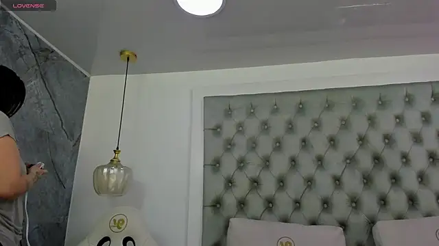 Snapshot of anette_cooper chatting on June 6, 3:55 am anette cooper online show from June 6, 3:55 am