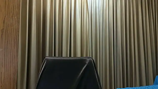 Snapshot of MissKateX chatting on June 25, 9:19 pm MissKateX online show from June 25, 9:19 pm