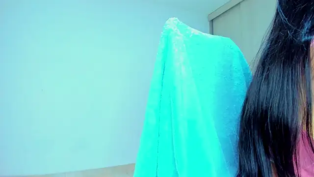 Snapshot of monica_little23 chatting on June 7, 7:50 pm monica little23 online show from June 7, 7:50 pm
