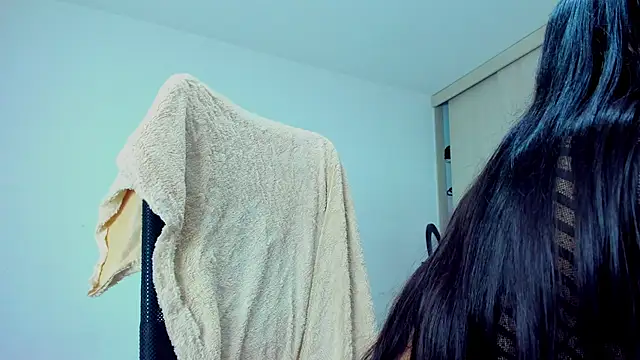 Snapshot of monica_little23 chatting on July 3, 6:03 pm monica little23 online show from July 3, 6:03 pm