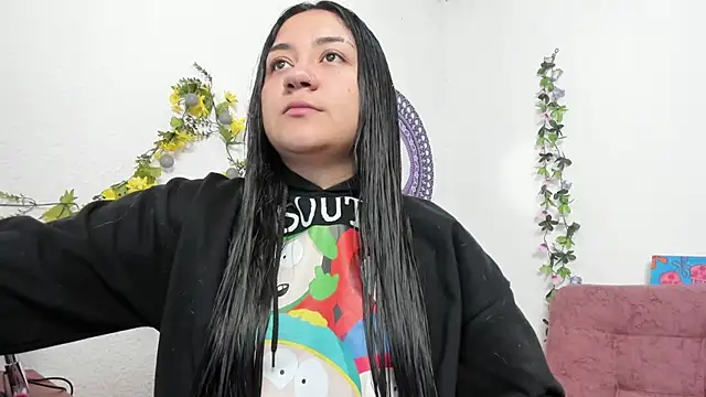 Snapshot of Hanna_moore1 chatting on January 28, 5:46 pm Hanna moore1 online show from January 28, 5:46 pm