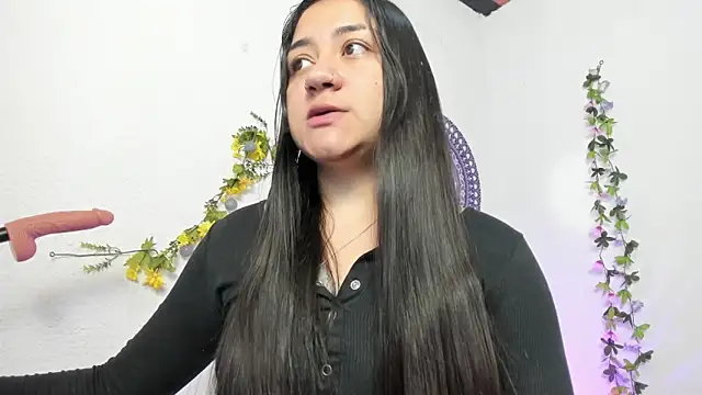 Snapshot of Hanna_moore1 chatting on January 29, 1:28 pm Hanna moore1 online show from January 29, 1:28 pm