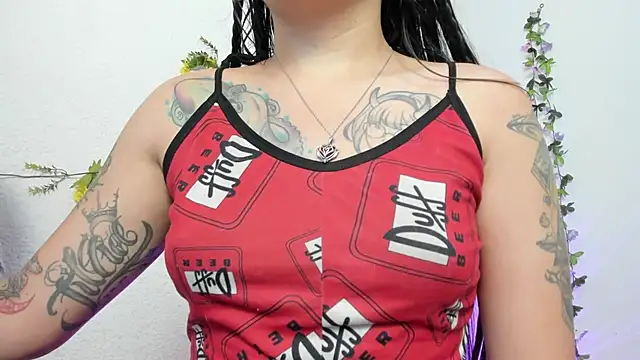 Snapshot of Hanna_moore1 chatting on January 31, 4:06 pm Hanna moore1 online show from January 31, 4:06 pm