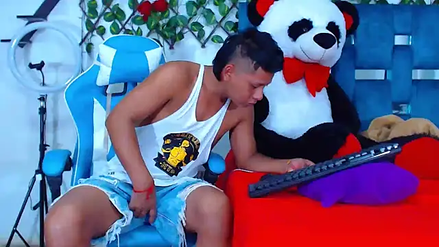 Hakim prettynigg online show from October 23, 5:12 pm