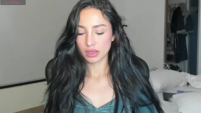 Snapshot of EvaMoet chatting on March 6, 6:41 am EvaMoet online show from March 6, 6:41 am