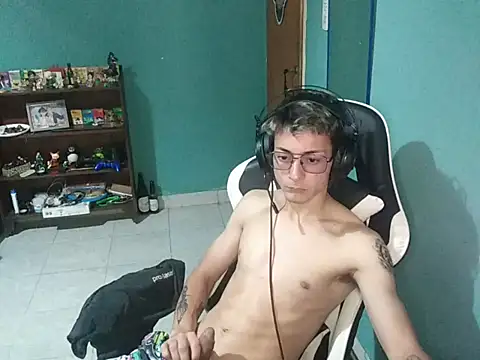 Snapshot of Jughead_16 chatting on October 12, 2:54 am Jughead 16 online show from October 12, 2:54 am