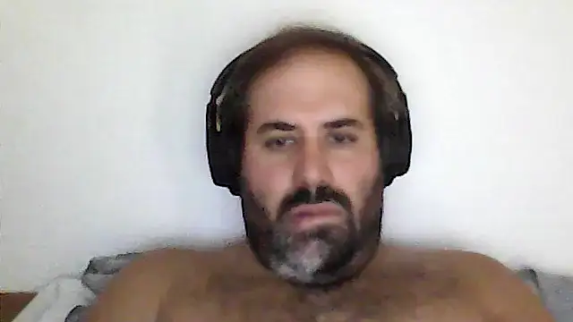 Snapshot of The_Masterxxx14 chatting on July 27, 5:09 pm The Masterxxx14 online show from July 27, 5:09 pm