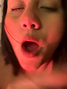 NayaWayne online show from November 27, 9:55 am