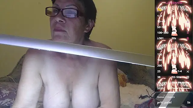 Snapshot of Sandra_Carina chatting on July 2, 11:33 pm Sandra Carina online show from July 2, 11:33 pm