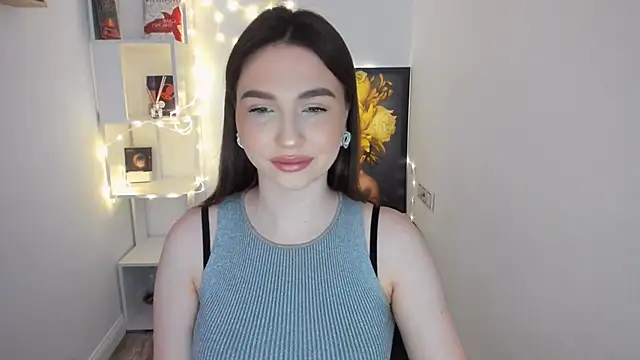 Snapshot of GracefulLook chatting on February 11, 3:18 am GracefulLook online show from February 11, 3:18 am