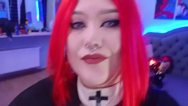 Snapshot of wickedxqueen chatting on December 13, 5:38 am wickedxqueen online show from December 13, 5:38 am