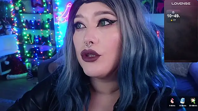 Snapshot of wickedxqueen chatting on December 18, 5:04 am wickedxqueen online show from December 18, 5:04 am