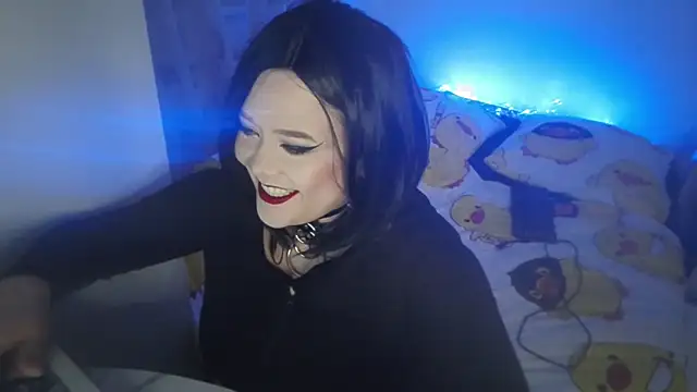 Snapshot of wickedxqueen chatting on September 22, 10:12 pm wickedxqueen online show from September 22, 10:12 pm