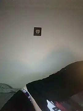 Snapshot of Bury0117 chatting on September 23, 11:08 pm Bury0117 online show from September 23, 11:08 pm